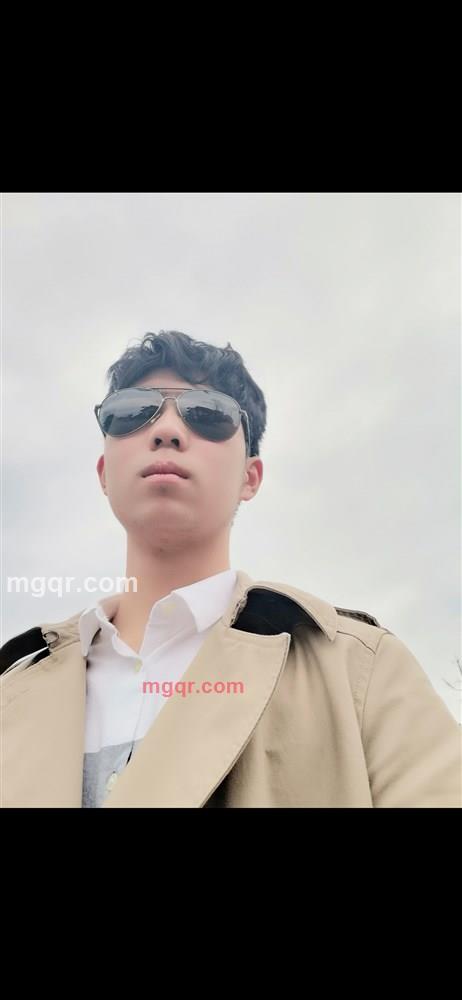 AUROR的第2张照片