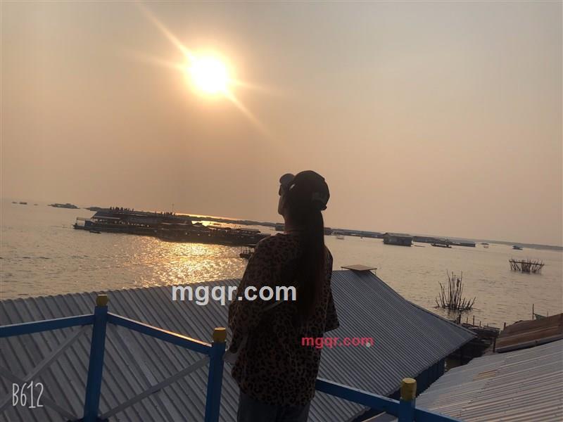 性感不是???的第1张照片