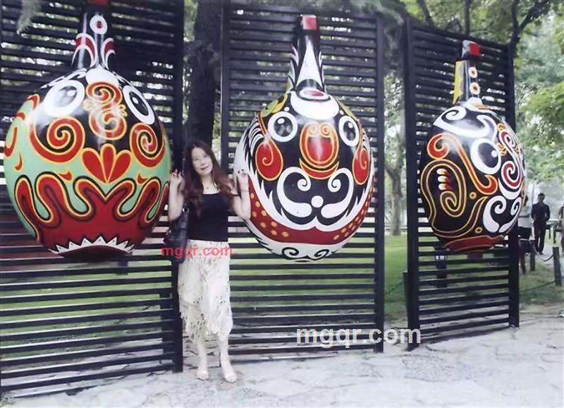 月影羞莲的第4张照片