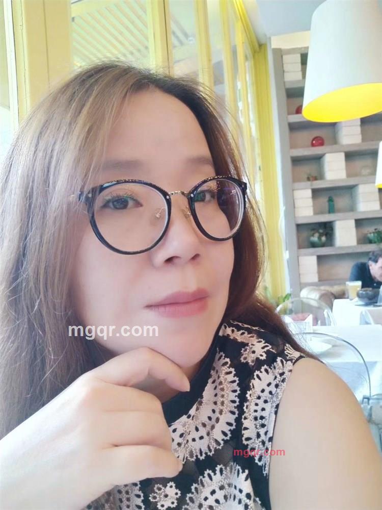 月影羞莲的第2张照片