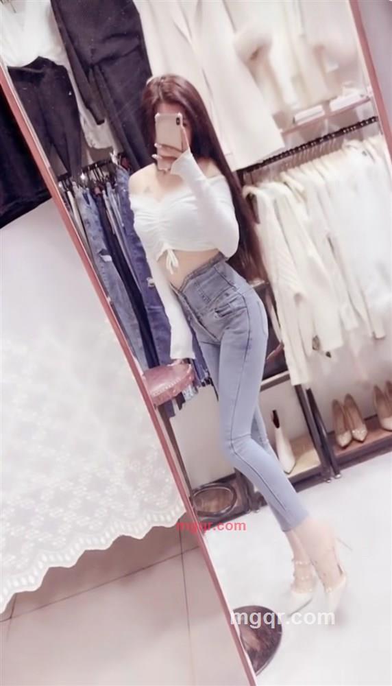 黛色若梦baby的第1张照片