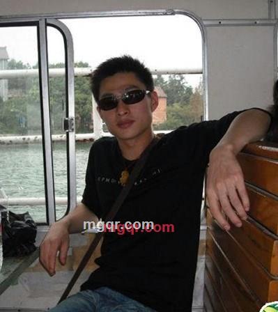 w阳光情郎的第1张照片