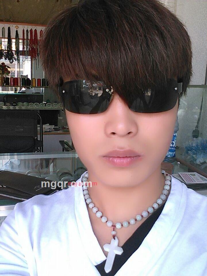 帅到掉渣的第1张照片