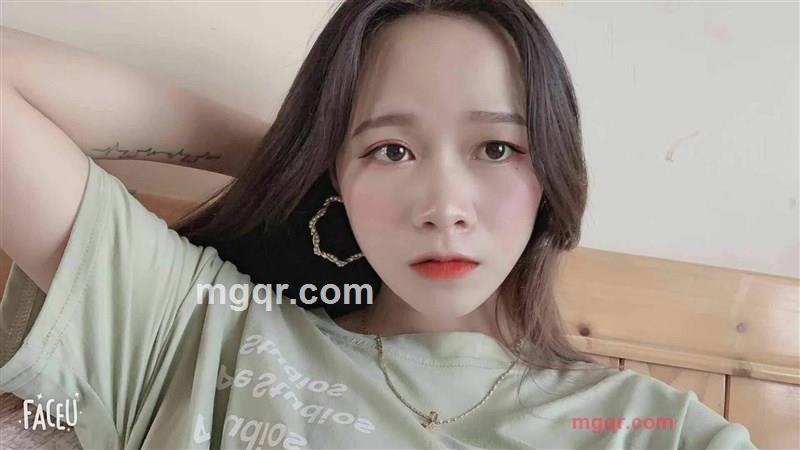 淘气的小猫的第1张照片