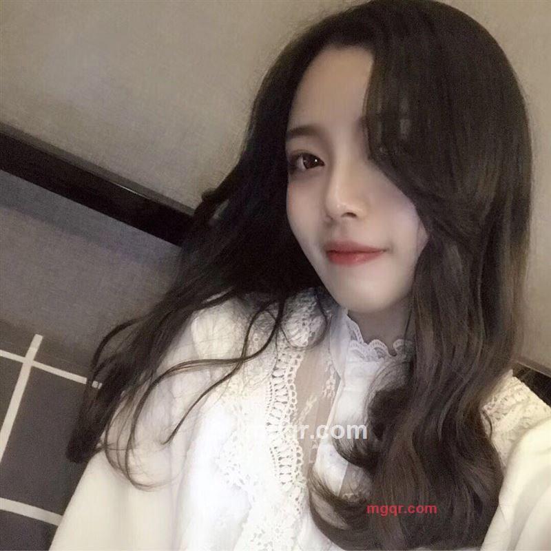 安静的月亮的第1张照片