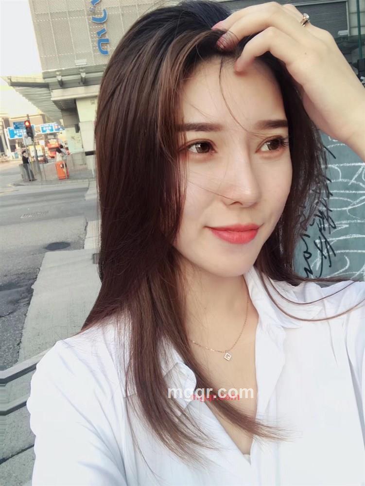 红唇釉的第1张照片