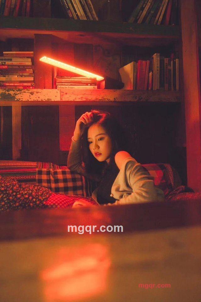 伊人红妆的第3张照片