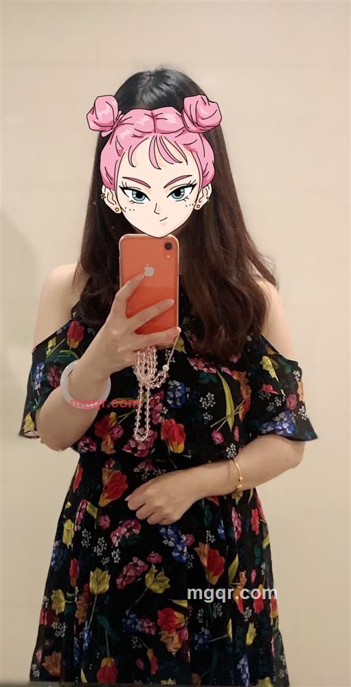 漂浮的莲心的第1张照片