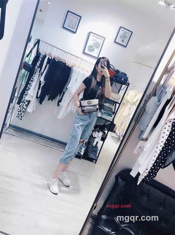 睡不着小姐姐的第1张照片