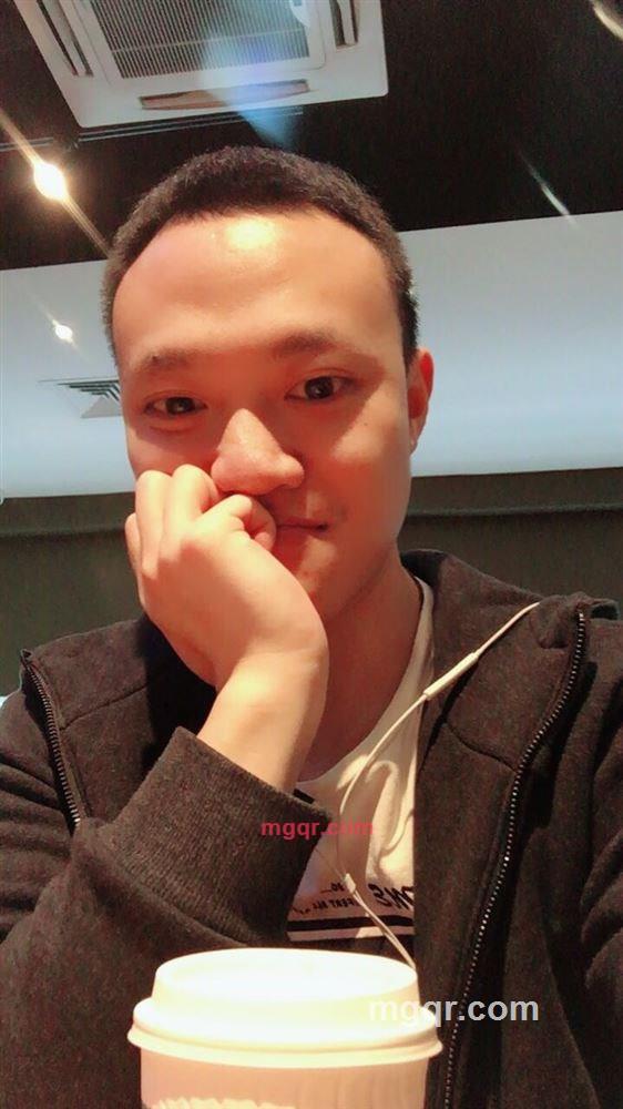 monkey77883的第1张照片