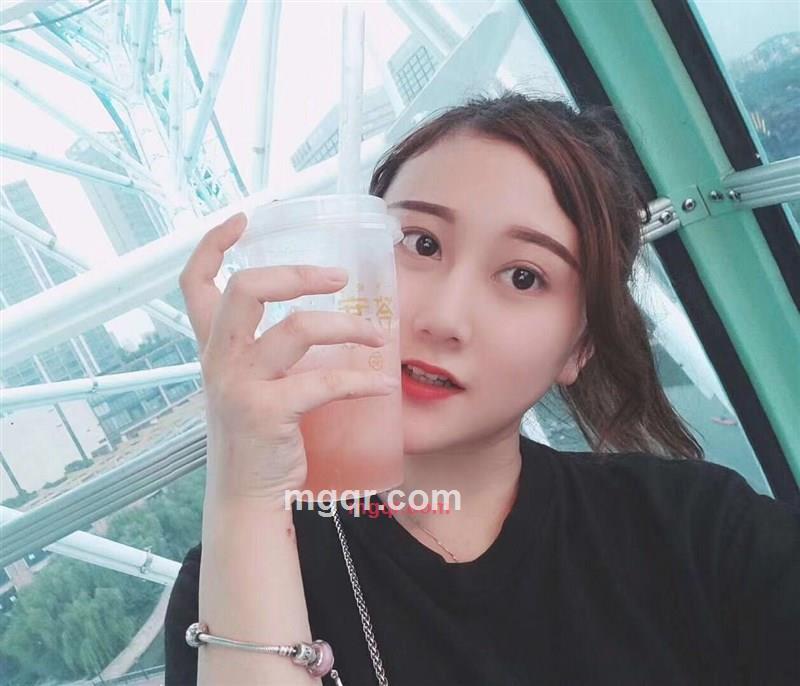 钟灵毓秀的第1张照片