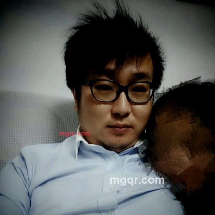 愤怒的小钢的第1张照片