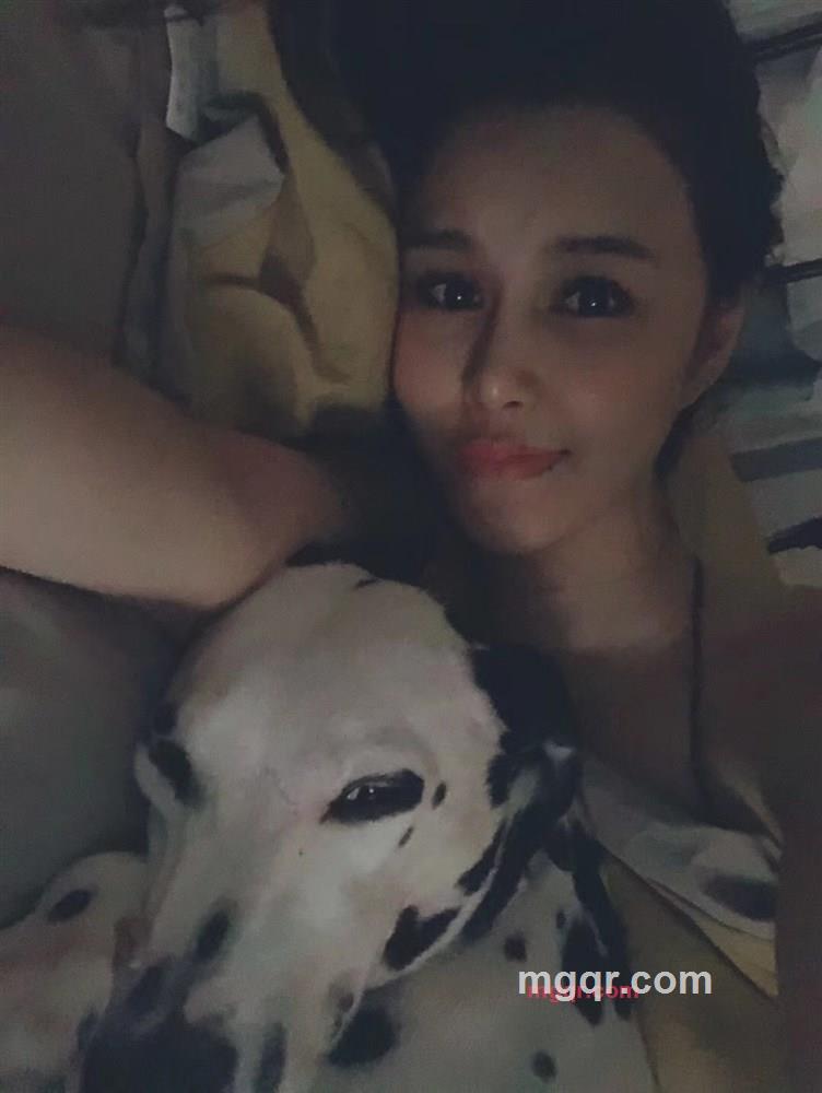 芳芳小妞的第1张照片