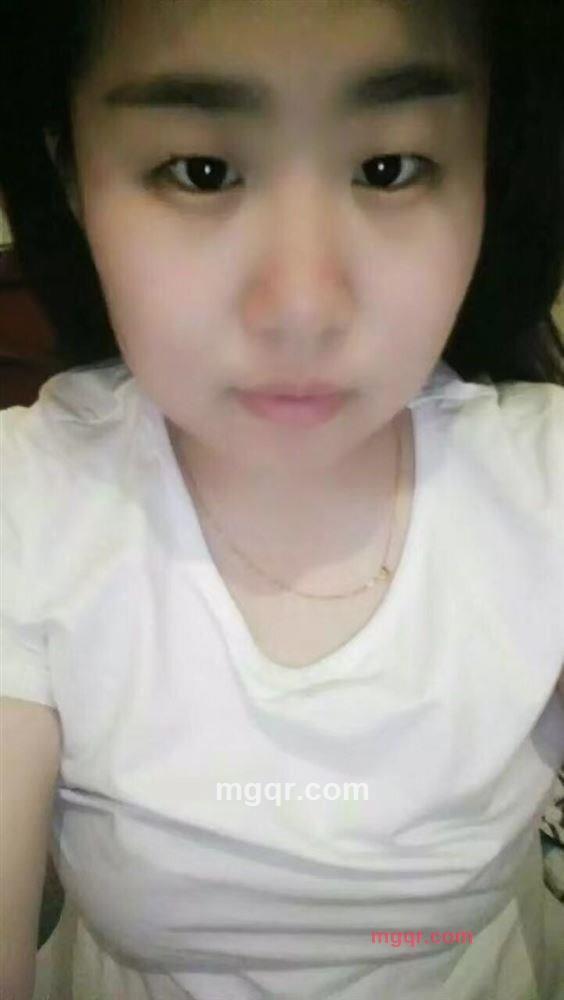 Julia的第4张照片