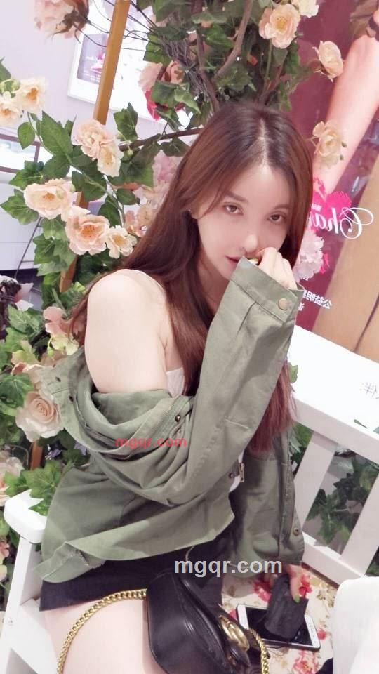 美妆博主的第2张照片