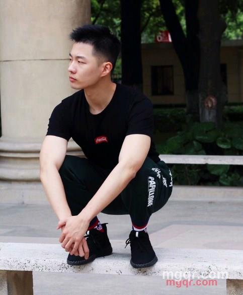 蒙基爷们的第2张照片