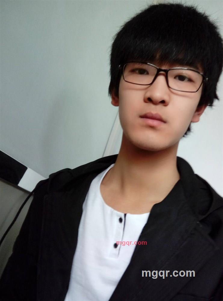 一米九大个子的第4张照片