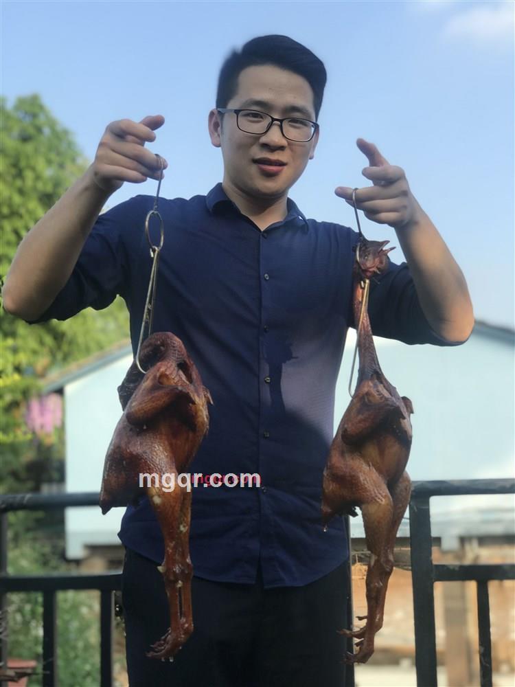 woshilaizhao的第2张照片