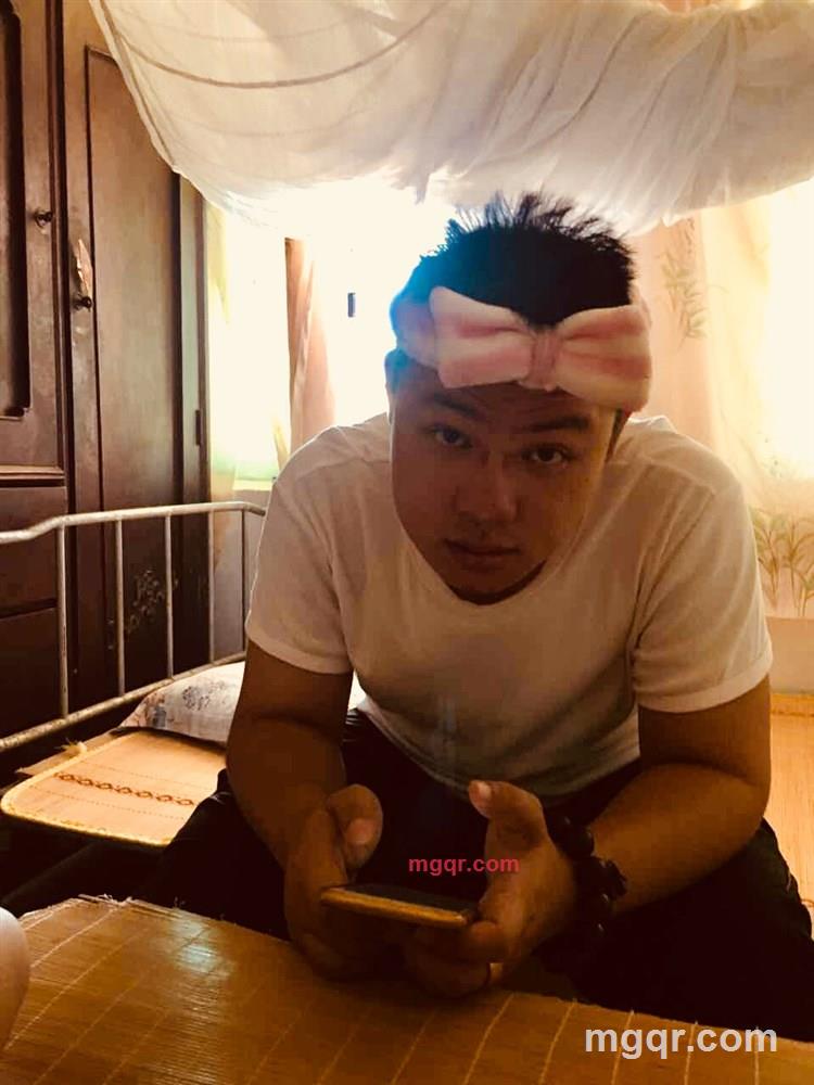 密语者的第1张照片