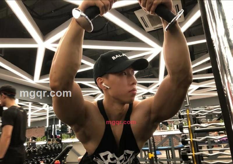 Y泽Y的第1张照片