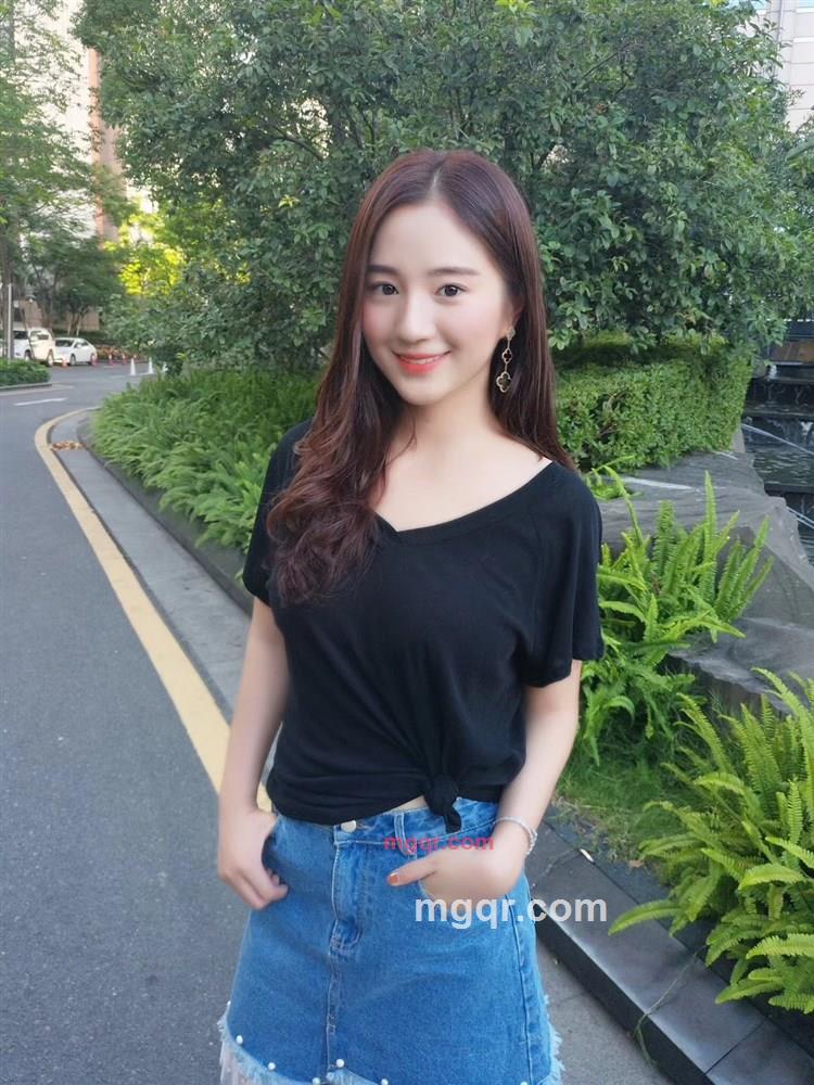 小女子的第3张照片