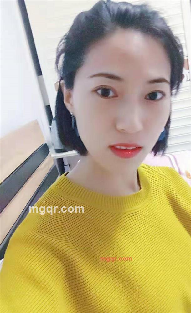 吃不吃草莓的第1张照片