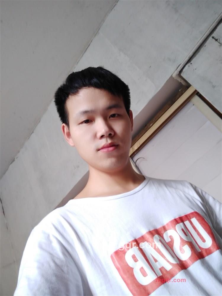 你的男人的第2张照片