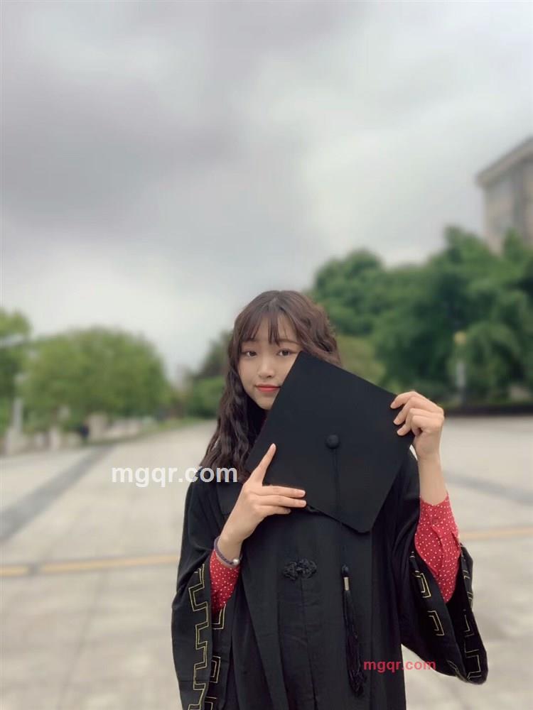 熟悉的她的第2张照片