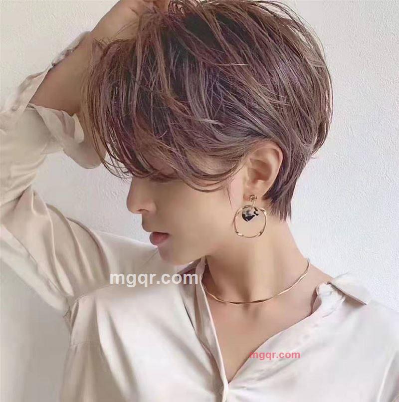 寂寞贵妇的第2张照片