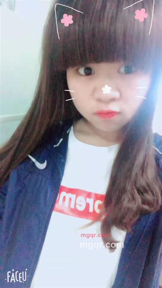 轻扣指尖.的第1张照片