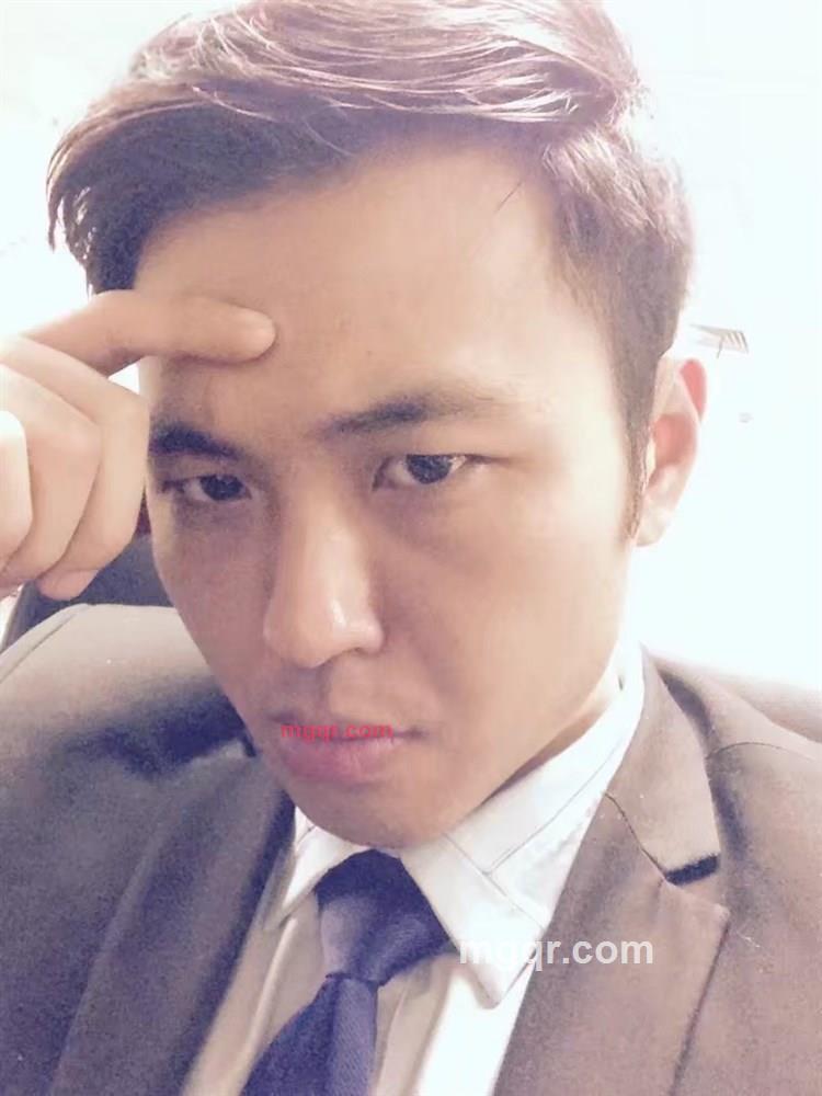 JOHNYx的第3张照片