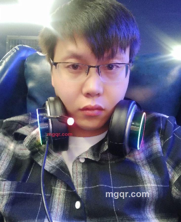 小猪爱妞的第1张照片