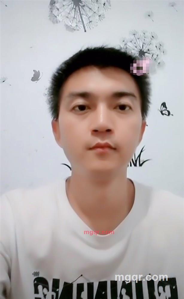夜%寂寞难耐的第2张照片
