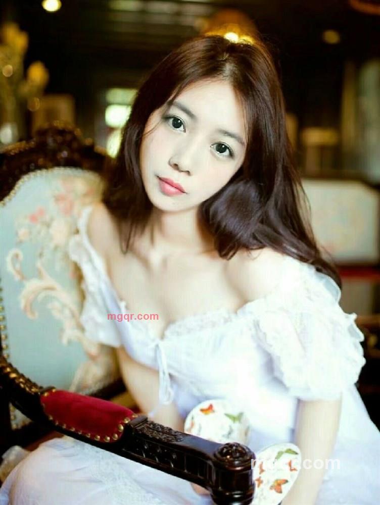 等你疼我的第1张照片