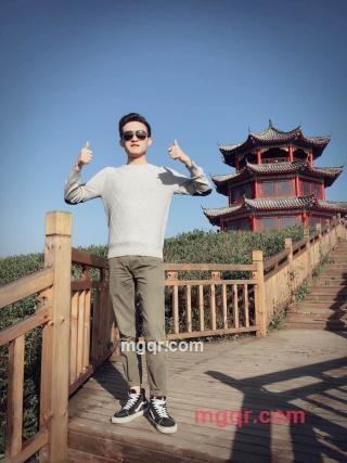 枫叶飘~~的第1张照片