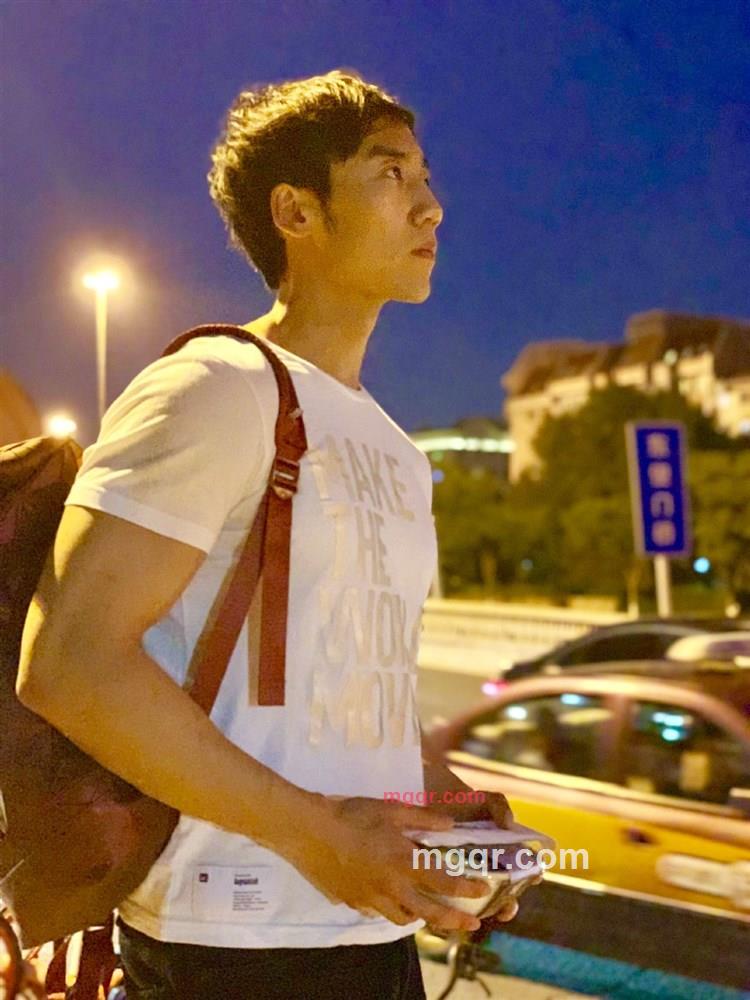 蓝色杜蕾斯的第2张照片