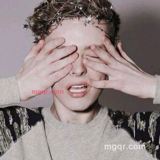 欲望满身的第1张照片