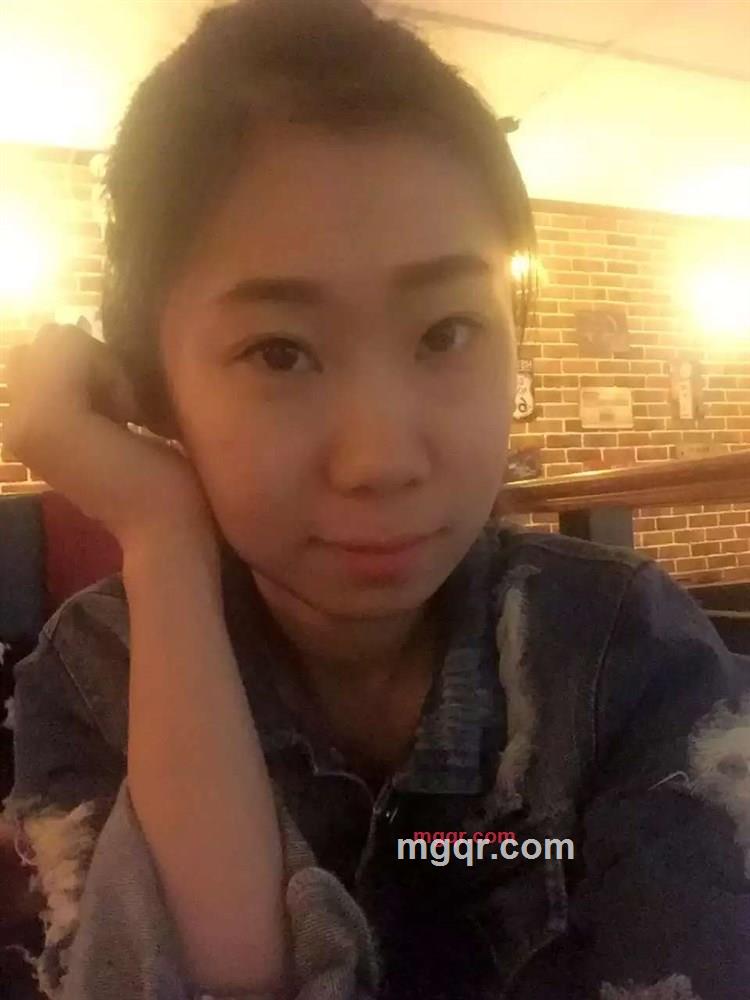 月菀的第3张照片