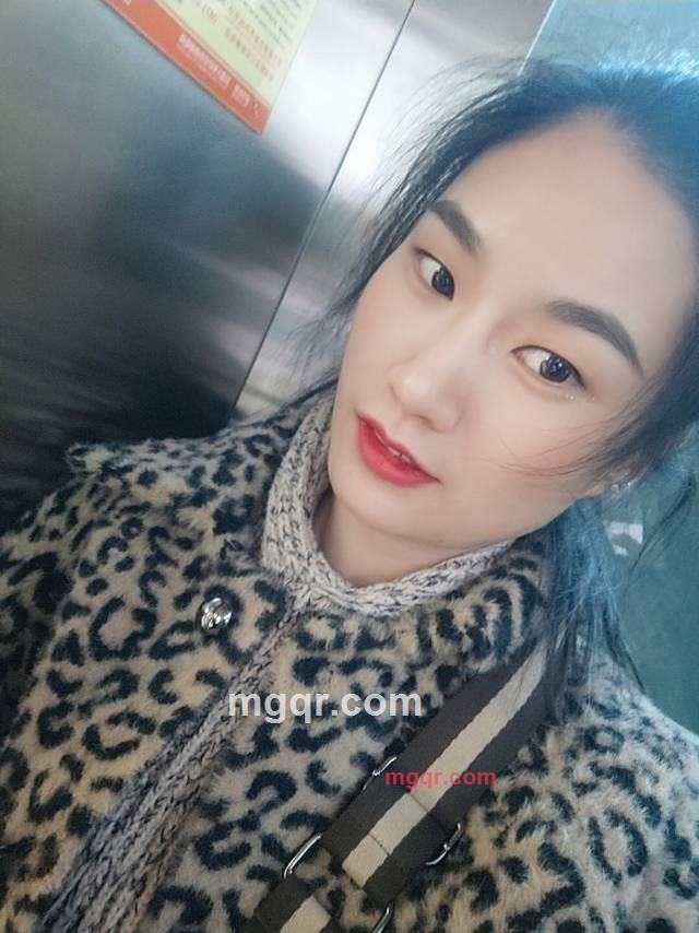 傲娇?? 小婷妞 ??的第2张照片