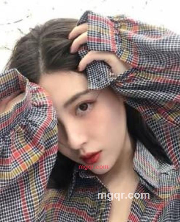 气质美女的第1张照片