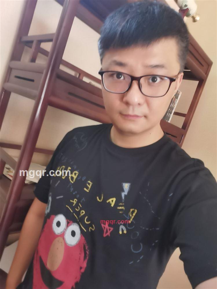 不帅真好的第1张照片