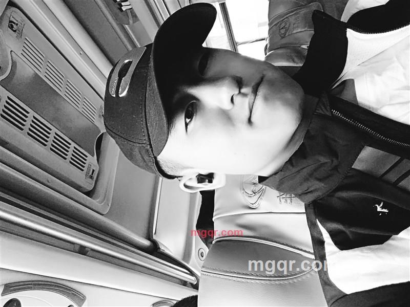 拒绝没有手的第1张照片