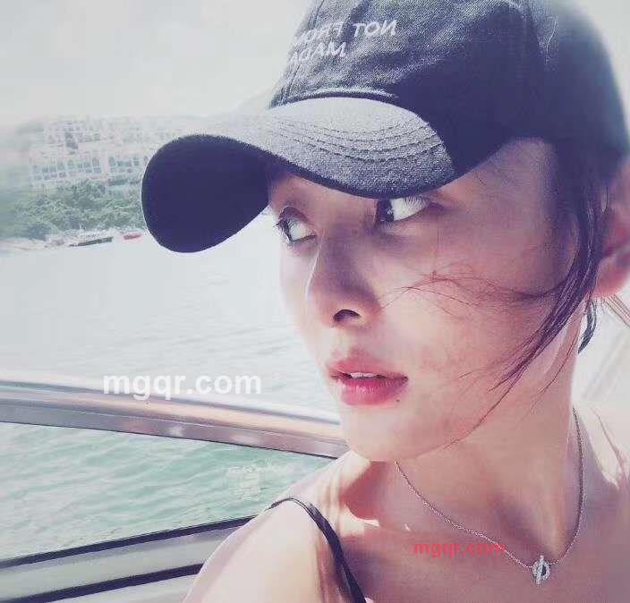 琉璃月的第6张照片