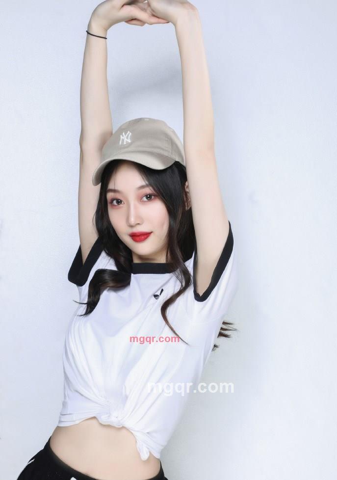 外滩上的背影的第3张照片