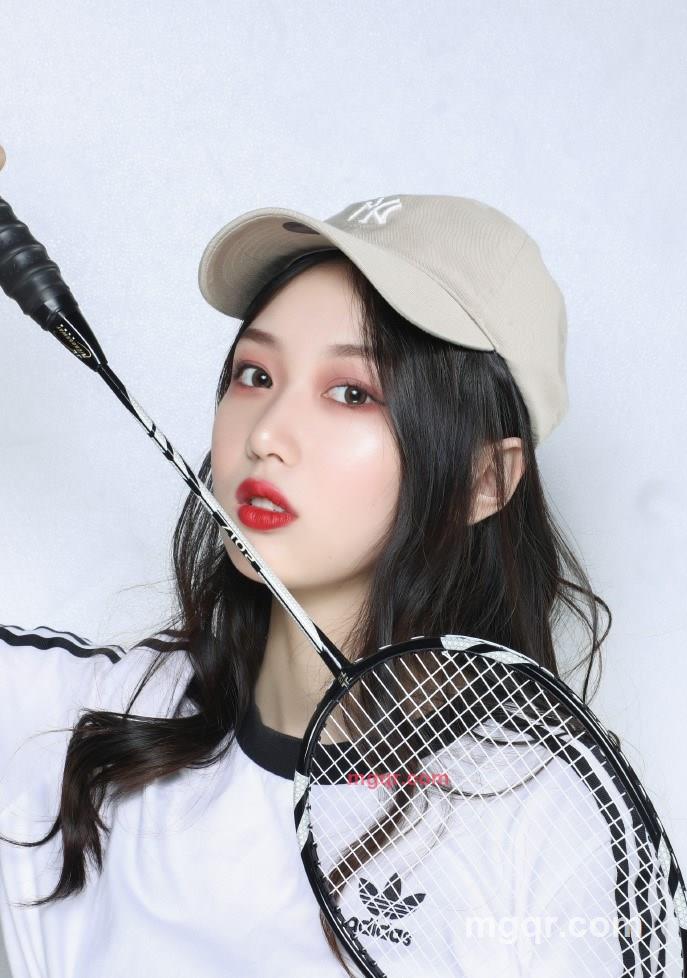 外滩上的背影的第1张照片