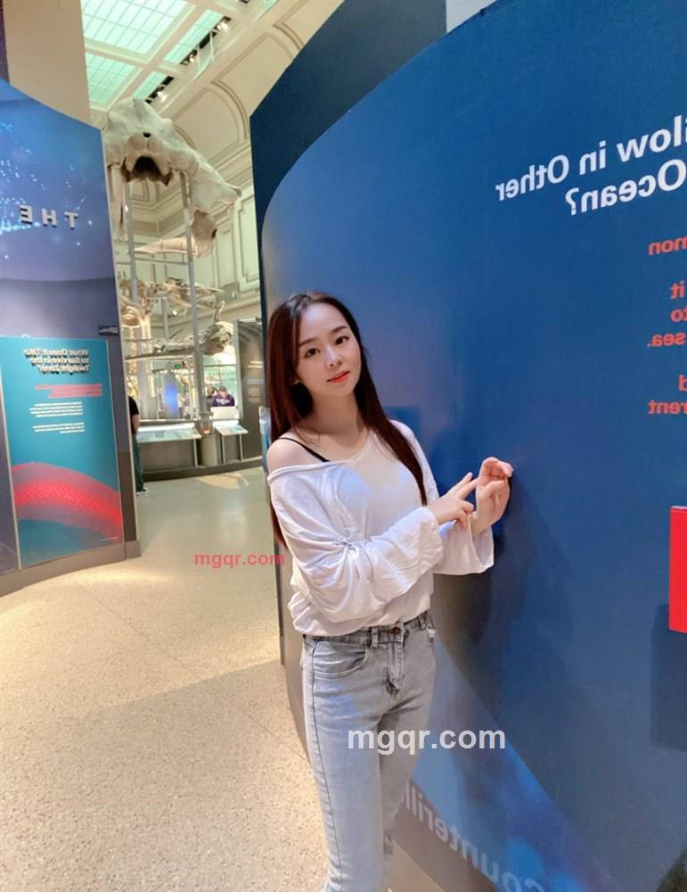 月球上的公主的第1张照片