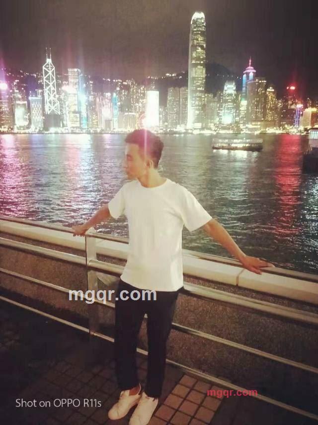 回眸一笑百媚生的第1张照片