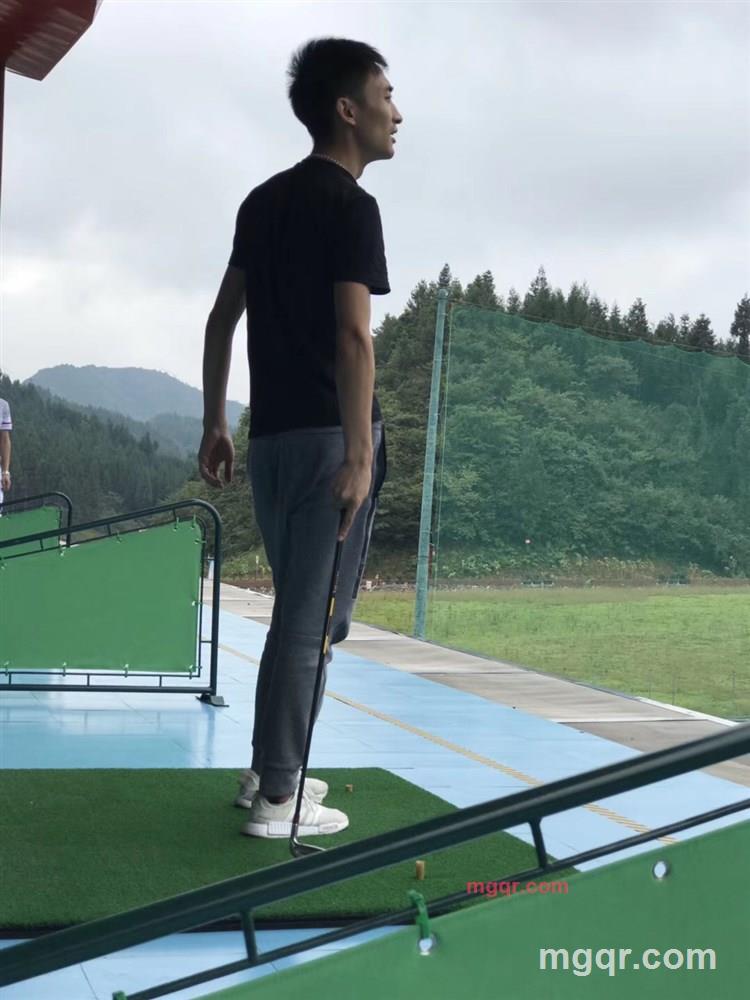 继续沉默、的第2张照片