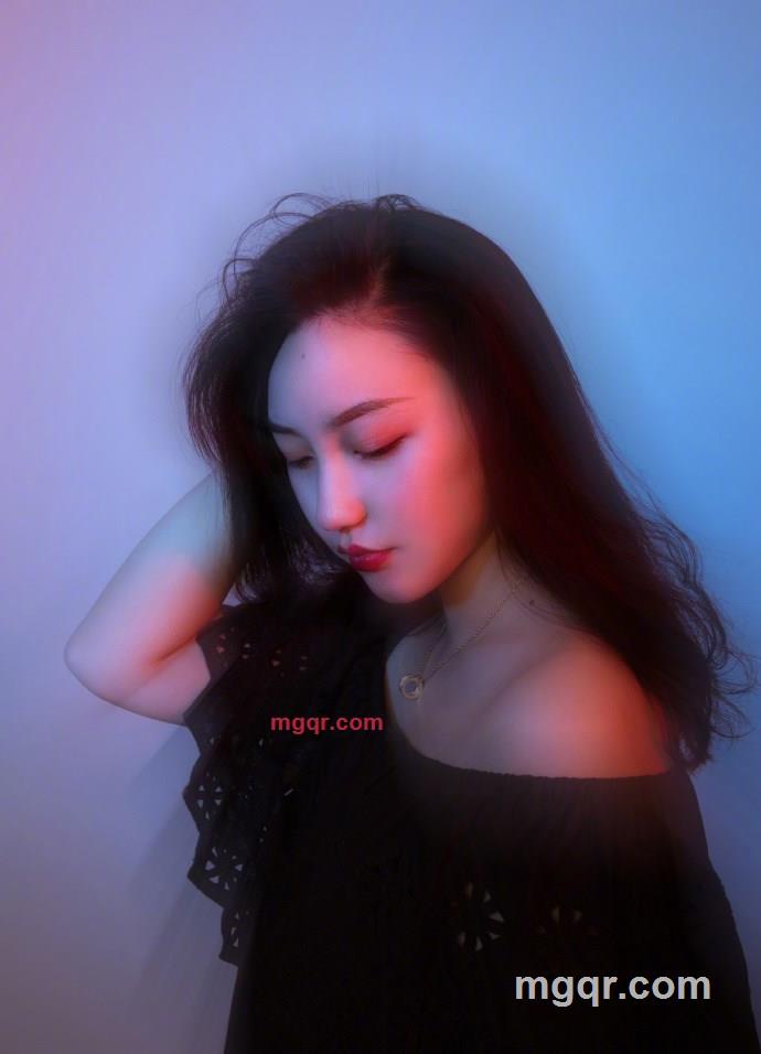 春色外泄的第2张照片