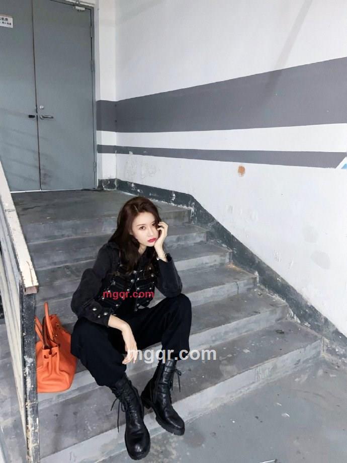 榴莲少女的第1张照片